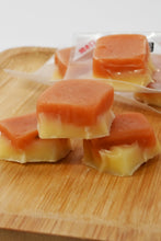 画像をギャラリービューアに読み込む, 【つまみ蔵 公式】鮭チーズ&チーズ帆立ミックス 300g 【 チータラ 感覚で食べられる 一口サイズの 鮭チーズ ・ ホタテチーズ 】チーズおやつ 酒のつまみ お酒のつまみ 業務用 お菓子 ごはんのお供 大容量