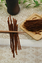 画像をギャラリービューアに読み込む, 【つまみ蔵】訳あり まぐろジャーキー 400g【スティック状で甘い味付け マグロ ジャーキー 】大容量 おつまみ おやつ 業務用 酒のつまみ asmr お菓子 美味しいお菓子 しょっぱいお菓子 珍味