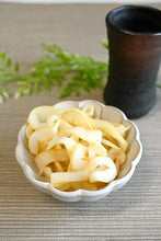 画像をギャラリービューアに読み込む, 北海道加工 いか燻製 500g チャック付き袋 輪切り