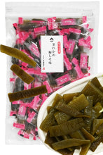 画像をギャラリービューアに読み込む, [ つまみ蔵 ] 茎わかめ 梅しそ 400g [ シャキシャキ食感の おやつ / おつまみ ] 大容量 駄菓子 業務用 わかめ 梅しそ ( おにぎりやサラダのトッピングにも ) 千成商会
