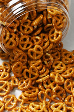 画像をギャラリービューアに読み込む, [ つまみ蔵 公式]ハート プレッツェル うま塩味1㎏「着色料・保存料不使用の 焼き菓子 プレッツェル 」 海外のお菓子 ドイツパン ( 業務用 お菓子 おやつ 駄菓子 ) ワイン おつまみ にも 千成商会
