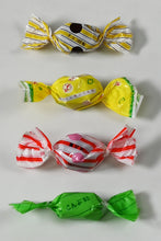 画像をギャラリービューアに読み込む, [ つまみ蔵 公式]4種のソフト 昆布 キャンディミックス1kg「 個包装 で便利な北海道産の 昆布飴 」 ソフトキャンディ 駄菓子 珍味 お菓子 ( 業務用 大容量 ) おやつ や おつまみ に 千成商会
