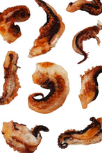 画像をギャラリービューアに読み込む, [ つまみ蔵 公式 ] 国産焼き イカ 足 醤油仕立て300g「 着色料不使用・国内製造の いかげそ 珍味 」 するめ 酒のつまみ ( するめジャーキー や さけとば がお好みの方にも ) あたりめ ジャーキー 千成商会
