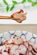 画像をギャラリービューアに読み込む, [ つまみ蔵 公式 ] ひとくち甘 酢いか 足 300g「 国内製造された甘 酢イカ 珍味 」 珍味 酒のつまみ ( あたりめ が好きな方にも ) つまみ 千成商会
