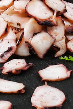 画像をギャラリービューアに読み込む, [ つまみ蔵 公式 ] ひとくち甘 酢いか 足 300g「 国内製造された甘 酢イカ 珍味 」 珍味 酒のつまみ ( あたりめ が好きな方にも ) つまみ 千成商会
