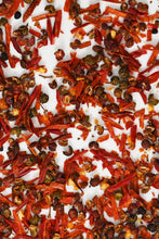 画像をギャラリービューアに読み込む, [ つまみ蔵 ] 麻辣ピーナッツ 1000g [ シビれる辛さの おつまみ ピーナッツ ] 辛いお菓子 激辛 お菓子 ナッツ 業務用 麻辣 花椒 唐辛子 (酒のつまみ 晩酌のお供に) 千成商会
