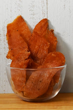 画像をギャラリービューアに読み込む, [ つまみ蔵 ] チキンジャーキー 300g [ 噛むほどジュワッ 国産 鶏ジャーキー ]  ジャーキー 干し肉 珍味 タンパク質 (酒のつまみ おやつに) 千成商会
