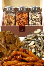 画像をギャラリービューアに読み込む, [ つまみ蔵 公式 ] おつまみ ギフト ミニボトル3本 セット 「 珍味 詰め合わせ ( パリパリ 小いわし ・ 柿の種 [ ピーナッツなし ] ・ アーモンド 小魚 カシューナッツ )」 小魚おやつ 酒のつまみ かきのたね 食べる小魚 千成商会
